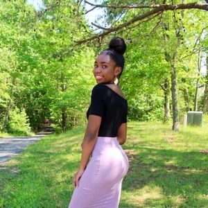 Meet your Posher, Amani
